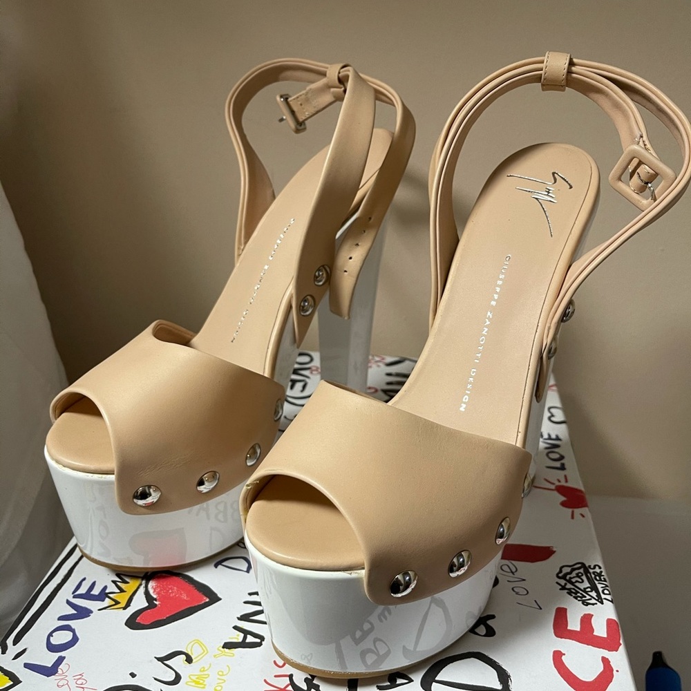 Giuseppe Zanotti